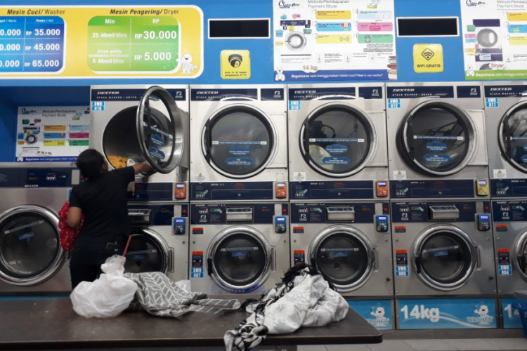 Tempat Laundry Terdekat Lokasi Saya Saat Ini, Cuci Express Bisa Antar Jemput!