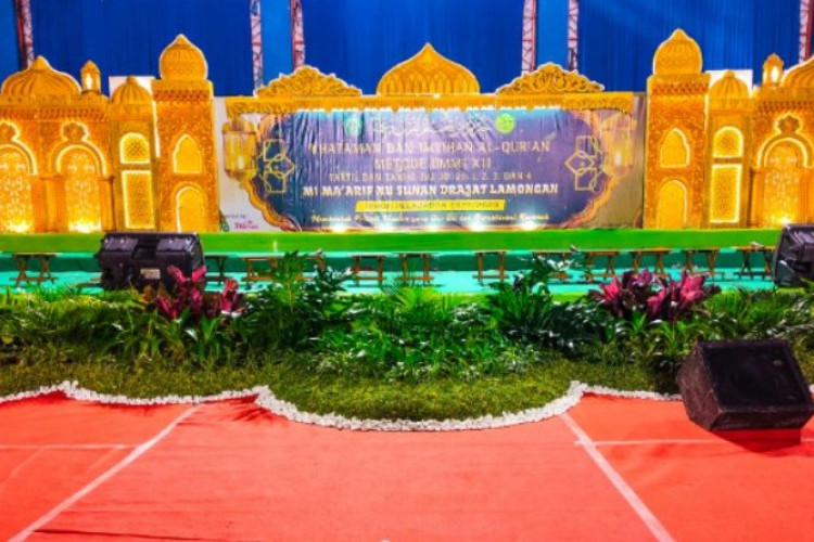 Download Dekorasi Panggung Pengajian Akbar yang Keren, Bisa Dijadikan Inspirasi!