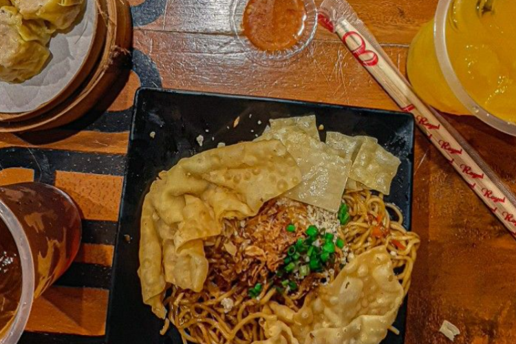 PROMO Mie Gacoan Solo April 2023, Cocok Banget Jadi Kuliner Bareng Keluarga Tercinta