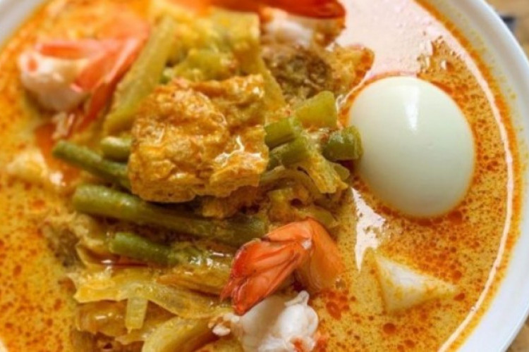 Resep Membuat Lontong Sayur Untuk 50 Porsi, Berasnya Berapa Kg? Takaran Pas Nggak Kurang!