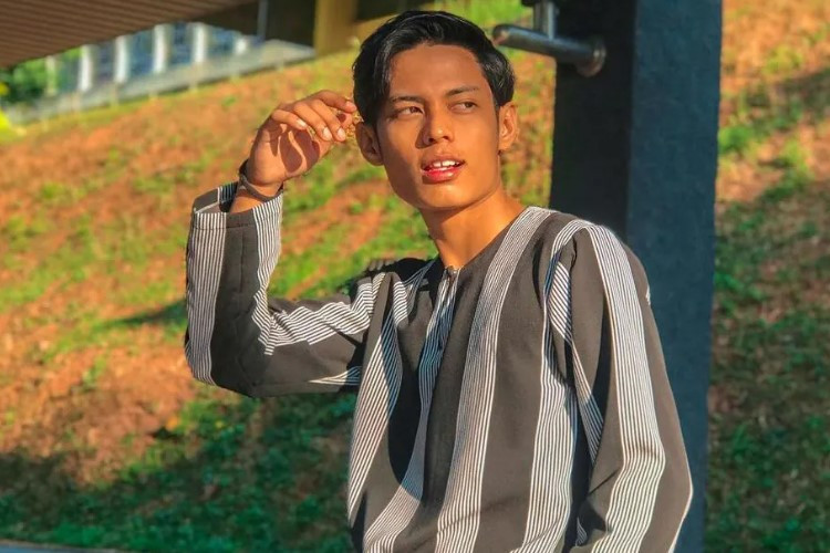 Biodata dan Profil Amsyar Lee Seleb TikTok Viral yang Suaranya Melengking Seperti Perempuan