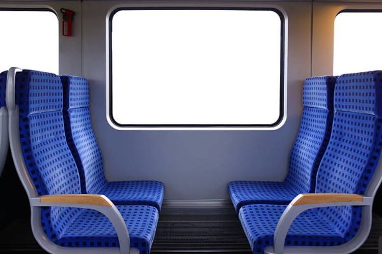 Cara Beli Tiket Kereta 2 Kursi Untuk 1 Orang, Emang Boleh? Cek di Sini 