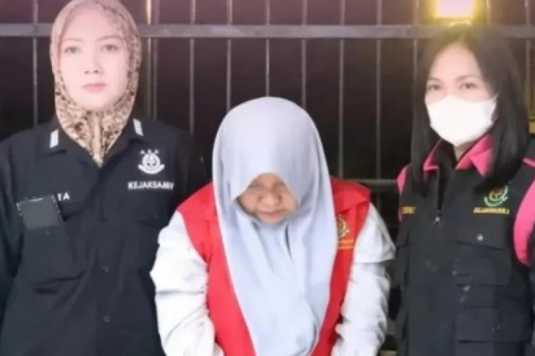 Profil Kabid ESDM Jatim yang Tersangka Pungli Izin Air Tanah Rp1,33 Miliar, Ertika Dinawati Ditahan