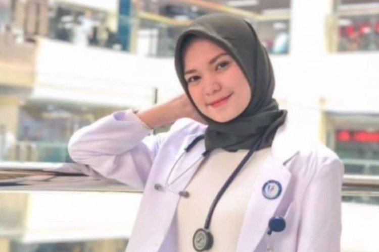 Spill Link Twitter Karina Dinda Lestari, Dokter Muda yang  Diilaporkan Suami Usai Temukan Fotonya Tanpa Busana