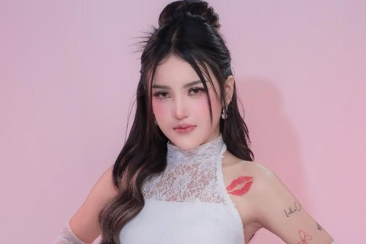 DJ Icha Chellow Dilaporkan Kepolisi Imbas Lagu Berbau Pornografi, Kini Sampaikan Klarifikiasi ke Publik!