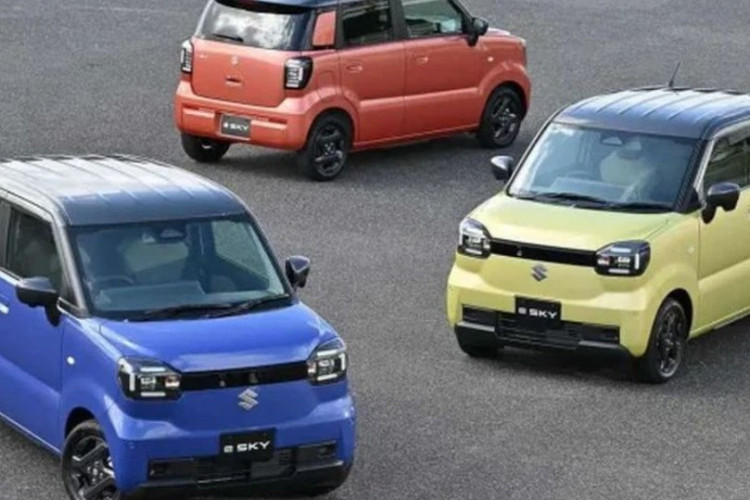 Menggemaskan! Intip Spesifikasi Suzuki e-Sky, Mobil Listrik Mungil dengan Harga Mulai Rp175 Jutaan