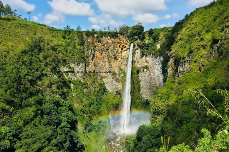 Air Terjun Sipiso-Piso, Pesona Alam Unik dan Dekat dengan Danau Toba