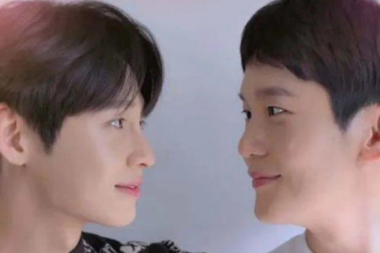 Nonton Drama BL Korea The New Employee (2022) Episode 5 Sub Indo, Seung Hyun Menemukan sebuah Buku yang Mencurigakan