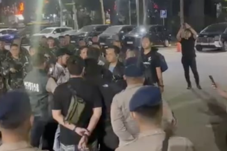 Puluhan Anggota TNI Geruduk Markas Polda Metro Jaya, Saksi Mengaku Lima Personel Kejaksaan Turut Ikut Serta
