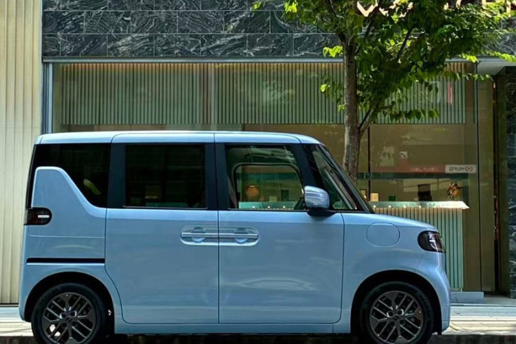Berpeluang Masuk Indonesia! Intip Spesifikasi BYD Racco, Si Mobil Listrik Mini Populer di Jepang