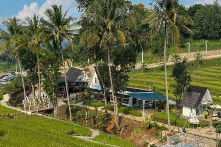 Antapura De Djati, Wisata di Garut Mirip Seperti Ubud Bali dengan Pemandangan Alam Eksotis