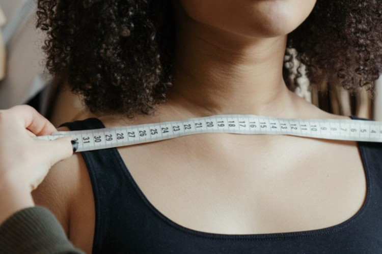 Tips Menentukan Size Bra yang Tepat, Mengukur Lingkar Dada Saja Ternyata Belum Cukup