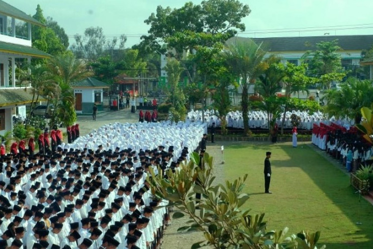 Profil Pondok Pesantren An Nawawi Berjan Purworejo Jawa Tengah, Sejarah dan Sistem Pendidikannya