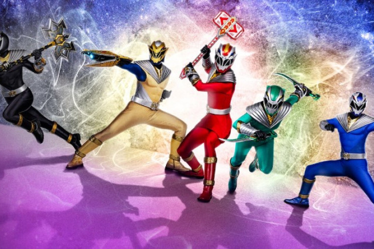 Nonton Power Rangers Cosmic Fury (2023) Full SUB INDO, Cosmic Orbs Menjadi Cosmic Fury Rangers!