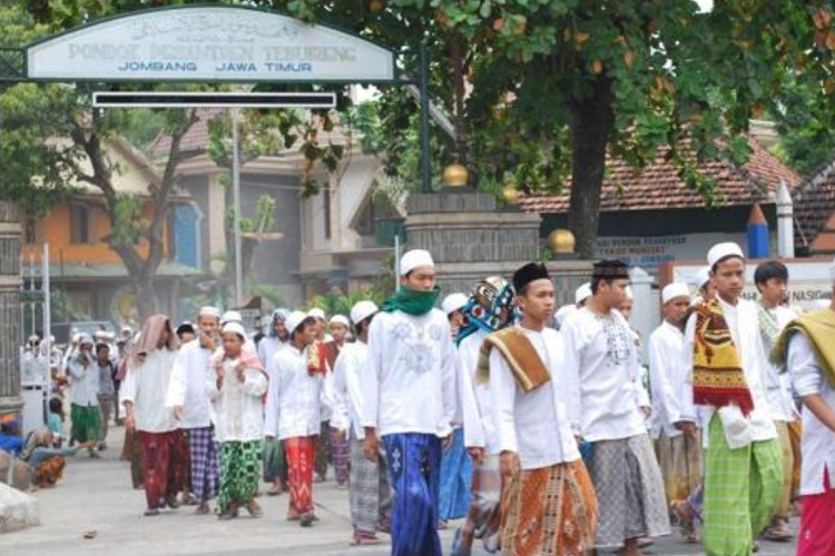 Biaya Pendaftaran Masuk Pondok Pesantren Tebu Ireng Jombang Tahun 2023/2024 Lengkap Dengan Contoh Tes Masuknya