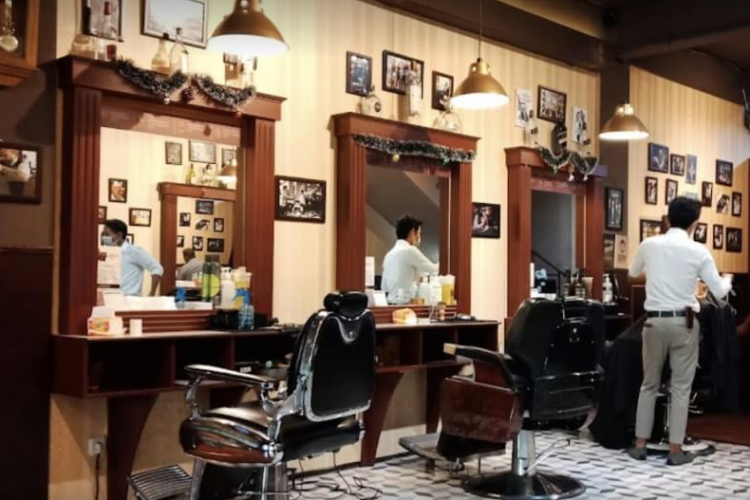 Daftar Potong Rambut Pria Terdekat di Surabaya, Hasil Memuaskan dengan Pelayanan Ramah