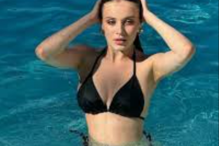 Lien vidéo viral Carla Lazzari OnlyFans Full Duration, Hot Scandal of Beautiful Influencer and Her Melodious Voice Causes a Stirtir