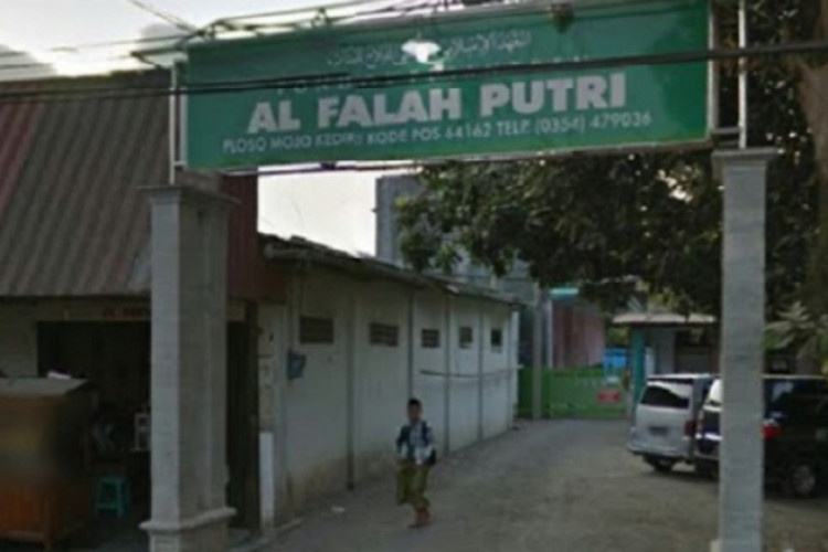 Rincian Biaya Pondok Pesantren Al Falah Ploso Kediri, Mulai Biaya Administrasi hingga Pendidikan Semua Jenjang Lengkap!