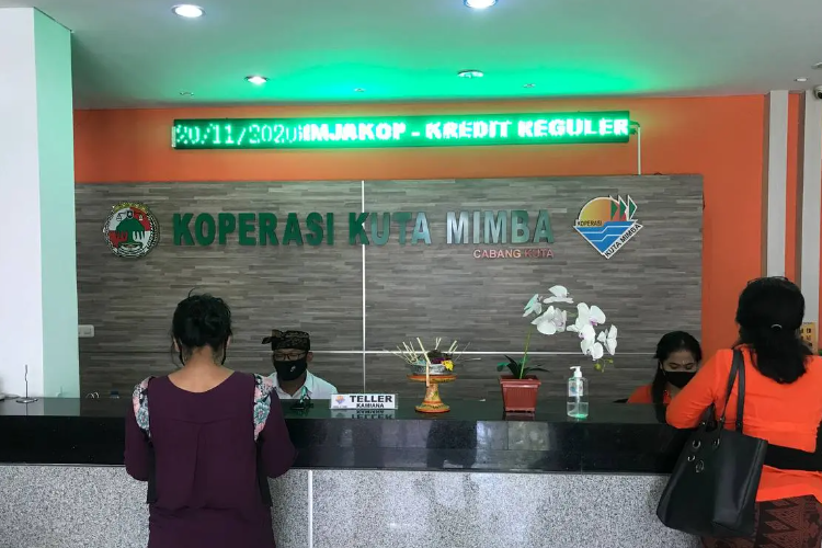 Cara Pinjam di Koperasi Dengan Jaminan ATM Lengkap Dengan Syaratnya yang Wajib Dipenuhi 