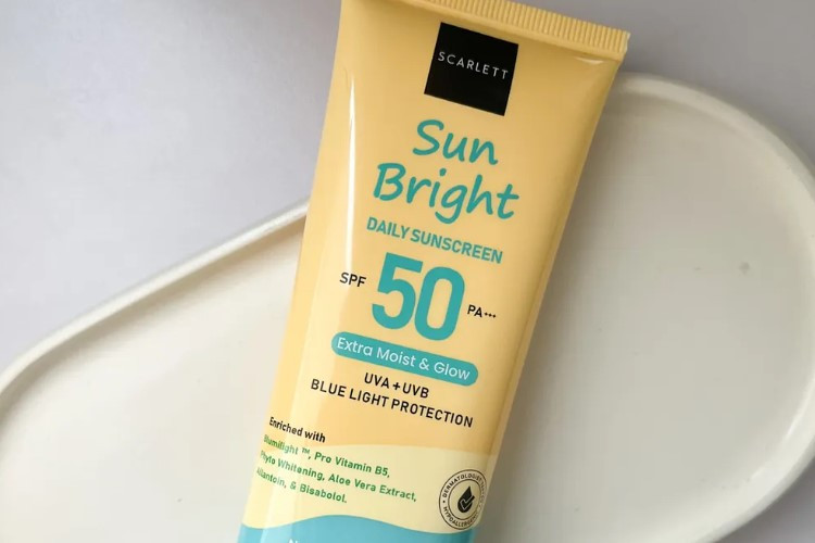 Rekomendasi 5 Sunscreen Terbaik Untuk Kulit Kusam dan Berminyak Buat Remaja yang Murah Meriah 