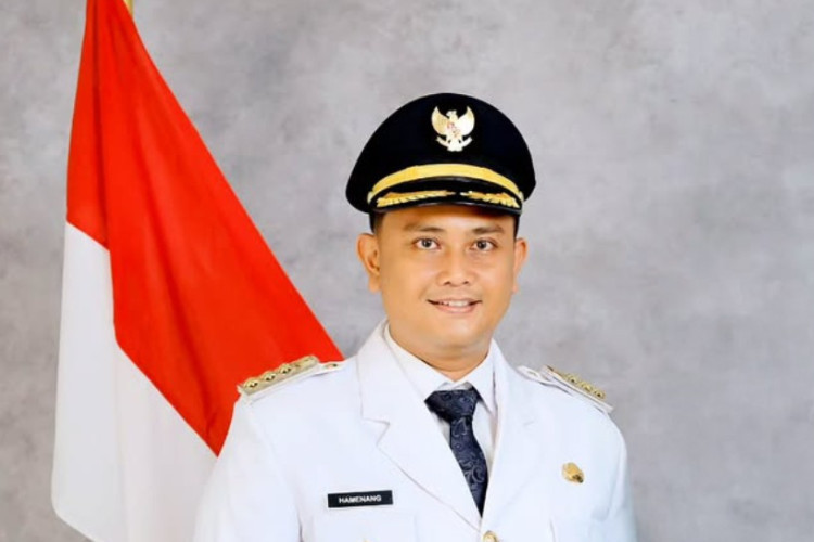 Profil dan Biodata Hamenang Wajar Ismoyo, Bupati Klaten yang Terjerat OTT KPK, Hartanya Tembus Hingga Rp5,98 Miliar!