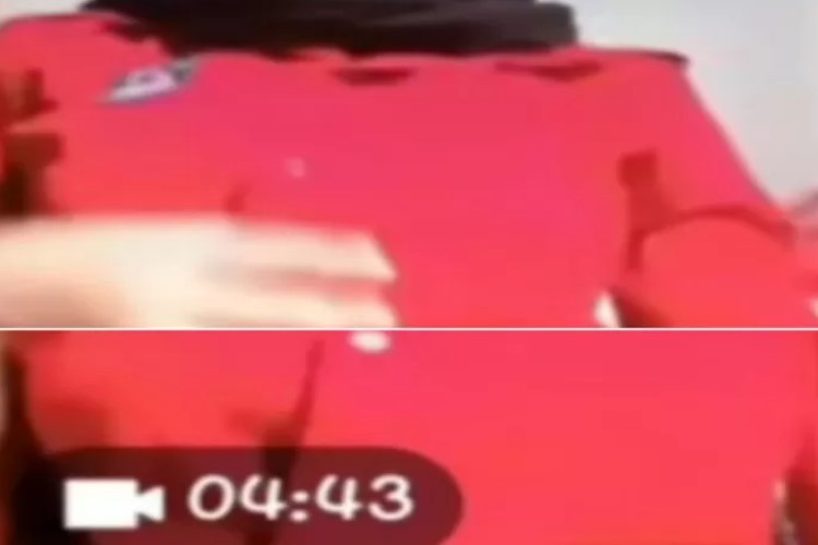 Link Video Viral Siswa Ponorogo Tanpa Busana Pakai Botol Parfum Untuk Hal Tak Senonoh Full No Cut