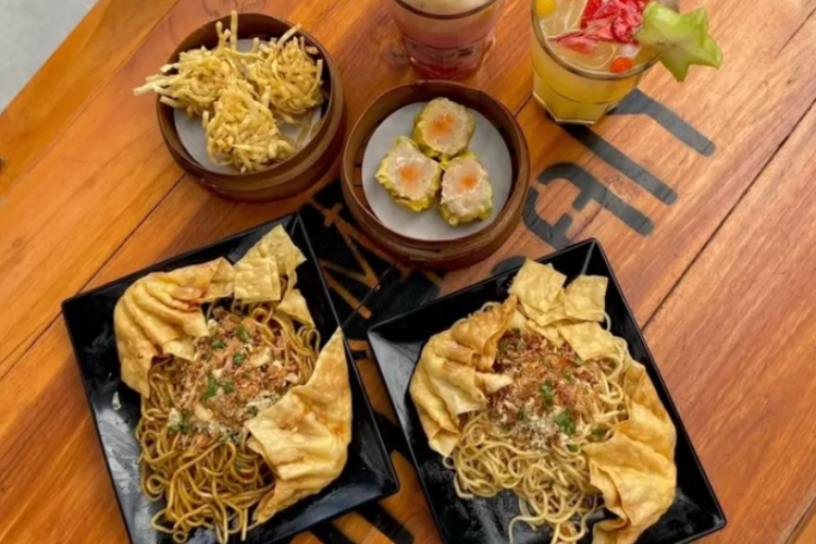 Daftar Menu Mie Gacoan Surabaya dan Harganya Terlengkap 2023, Nikmati Kuliner Kekinian Bersama yang Tersayang