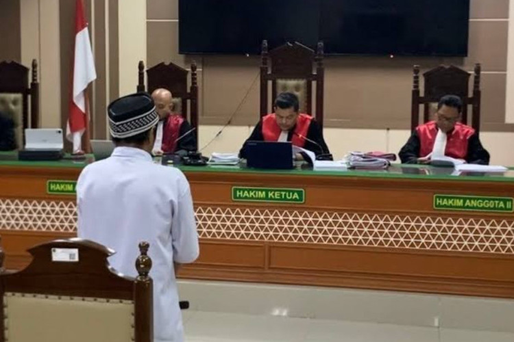 Motif Pembunuhan Haji Sahroni Sekeluarga Terungkap, Priyo Bagus Setiawan Divonis Seumur Hidup