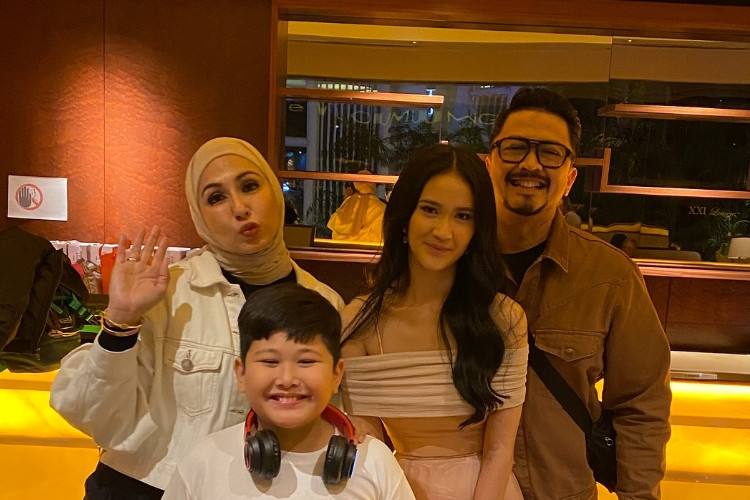 Anak Ferry Maryadi Curi Perhatian, Ini Leya Princy yang Baru-Baru Ini Perankan Cinta di Remake Film Ada Apa dengan Cinta (AADC)