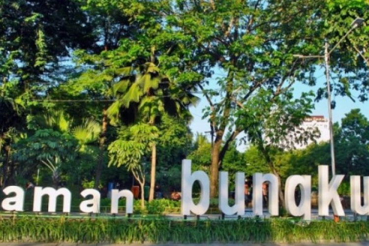 Rekomendasi Taman Terdekat di Surabaya, Nyaman dan Asri Banget!