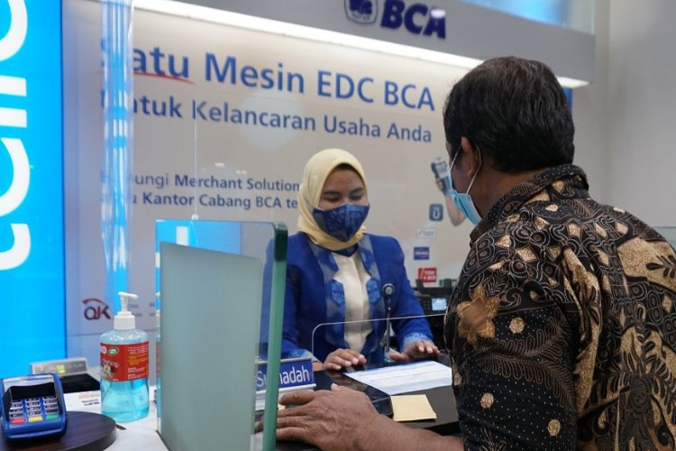 Info Loker Bank BCA Mei 2023 Posisi Development Program IT Untuk Fresh Graduate Penempatan Banten dan Jakarta