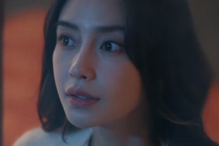 Nonton Drama China Twilight (2023) Episode 17-18, Aturan Baru Perusahaan Buat Jia Zhen Emosi