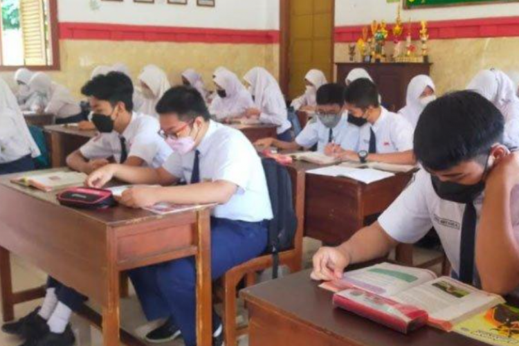 Kumpulan Soal Bahasa Jawa SMP MTS Kelas 7 Semester 2, Dilengkapi Kunci Jawaban!