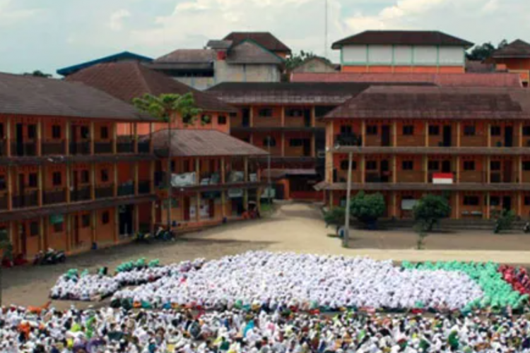 Biaya Pendidikan Pondok Pesantren Ummul Quro Al Islami Bogor Tahun Ajaran 2023/2024 Untuk Semua Jenjang