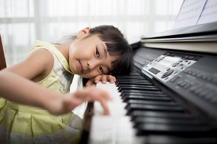 Biaya Les Piano di Yamaha Music School Beserta Jenis Kursus yang Bisa Diambil