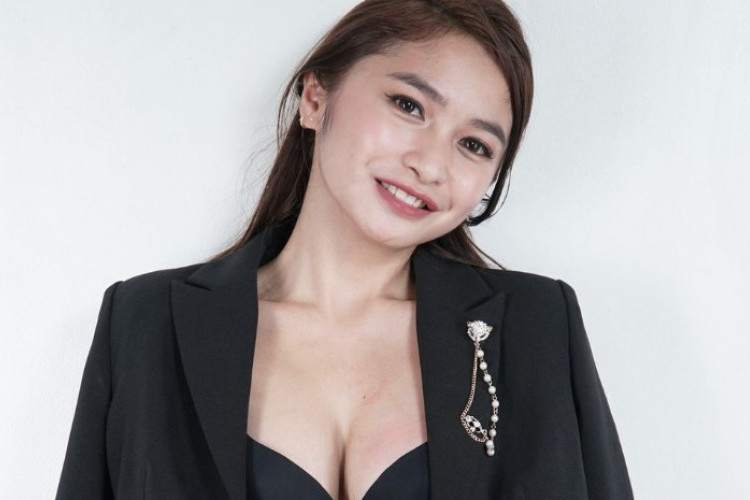 Potret Sexy Aiko Garcia Bintang di Film Haliparot, Kecantikannya Bikin Cowok Salah Fokus!