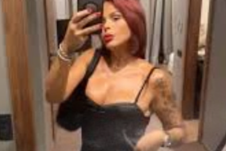 Full Lien Vidéo Viral XXX de Sarah Fraisou Complet HD 1080p Non Censuré, La Star d'OnlyFans Qui Tient ses Fans En Haleine