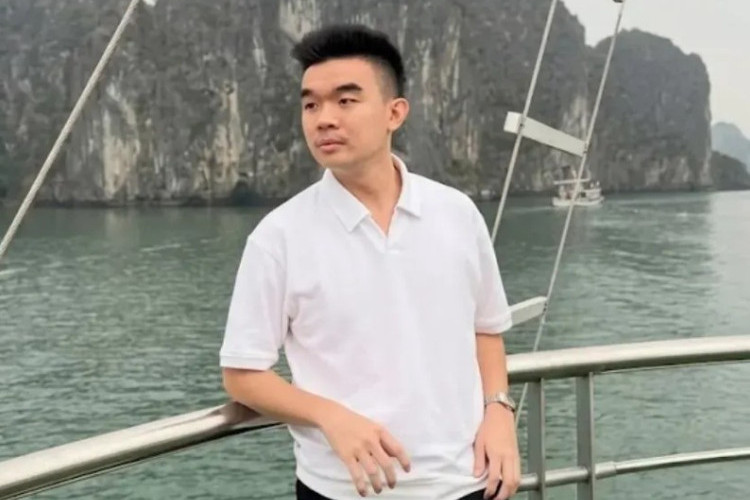 Siapa Emanuel Bryan alias Ebem? Intip Profil dan Biodata Konten Kreator Viral Usai Rekam Diam-Diam SPG GIIAS