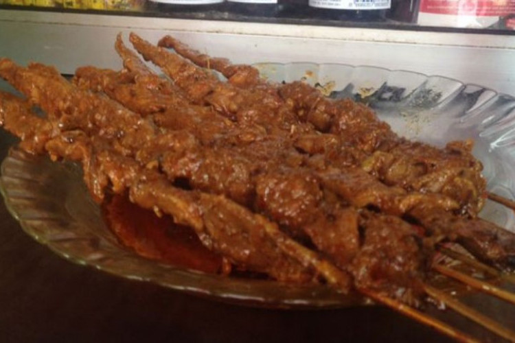 Resep Sate Blegong Khas Tekbenda Brebes, Miliki Panjang 35 cm yang Sah Jadi Warisan Budaya!