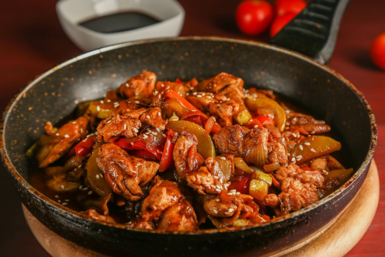 Intip Resep Ayam Kecap Porsi Banyak yang Sederhana, Lezat, dan Mudah Dimasak