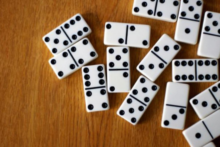 Cara Bermain Domino Gaple Gratis Mudah Menang, Pahami Aturan Dasar Berikut