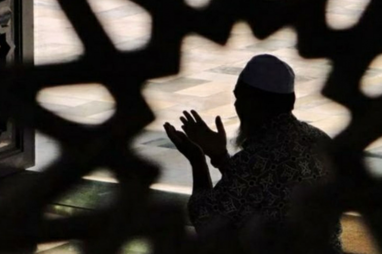 Bacaan Doa Minta Uang Langsung Dikabulkan Arab, Latin, dan Terjemahannya dalam Bahasa Indonesia