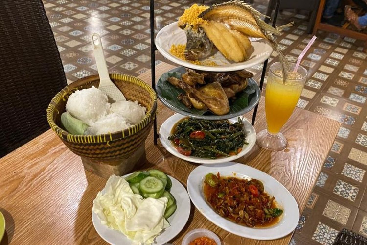 Daftar Menu Resto Kampung Kecil Bogor Tahun 2023 Lengkap Hadirkan Beragam Varian Kuliner Nusantara