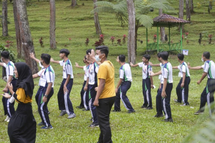 Susunan Acara Latihan Dasar Kepemimpinan OSIS 2023, Mulai Pembukaan hingga Evaluasi Kegiatan