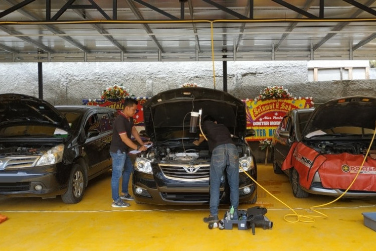 Daftar Bengkel Mobil Terdekat Buka 24 Jam dari Lokasi Saya, Mobil Mogok Dadakan Bisa Langsung Kesini Panggilan