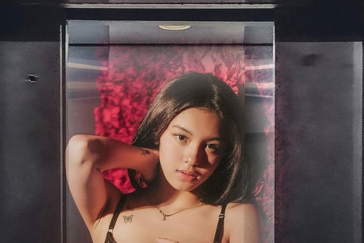 Nonton Film Filipina Elevator Lady (2025) Full Movie Sub Indo GRATIS Ani-Ani NO, Simpenan Yes! 