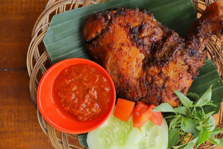Daftar Harga Menu Nusantara Cafe and Resto Medan Terbaru, Menikmati Kuliner dengan Pemandangan Alam yang Membentang
