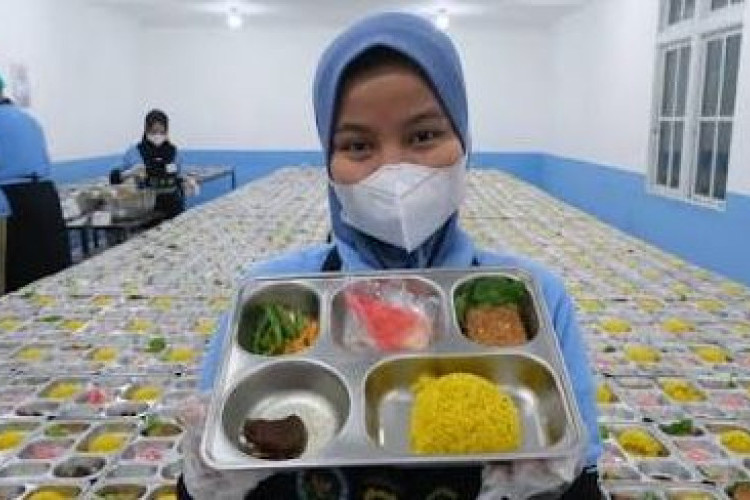 Viral UMKM di Tebet Dipaksa Tutup Demi Dapur Makan Bergizi Gratis, Ini Kronologinya