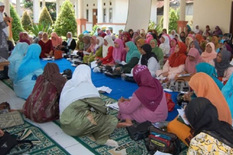 Kumpulan Contoh Susunan Acara Pengajian Rutin Mingguan Ibu-ibu, Mulai Muqadimah hingga Penutup