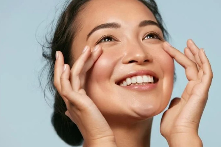 7 Rekomendasi Serum Retinol Affordable yang Aman Buat Pemula dan Tidak Bikin Kantong Kering 